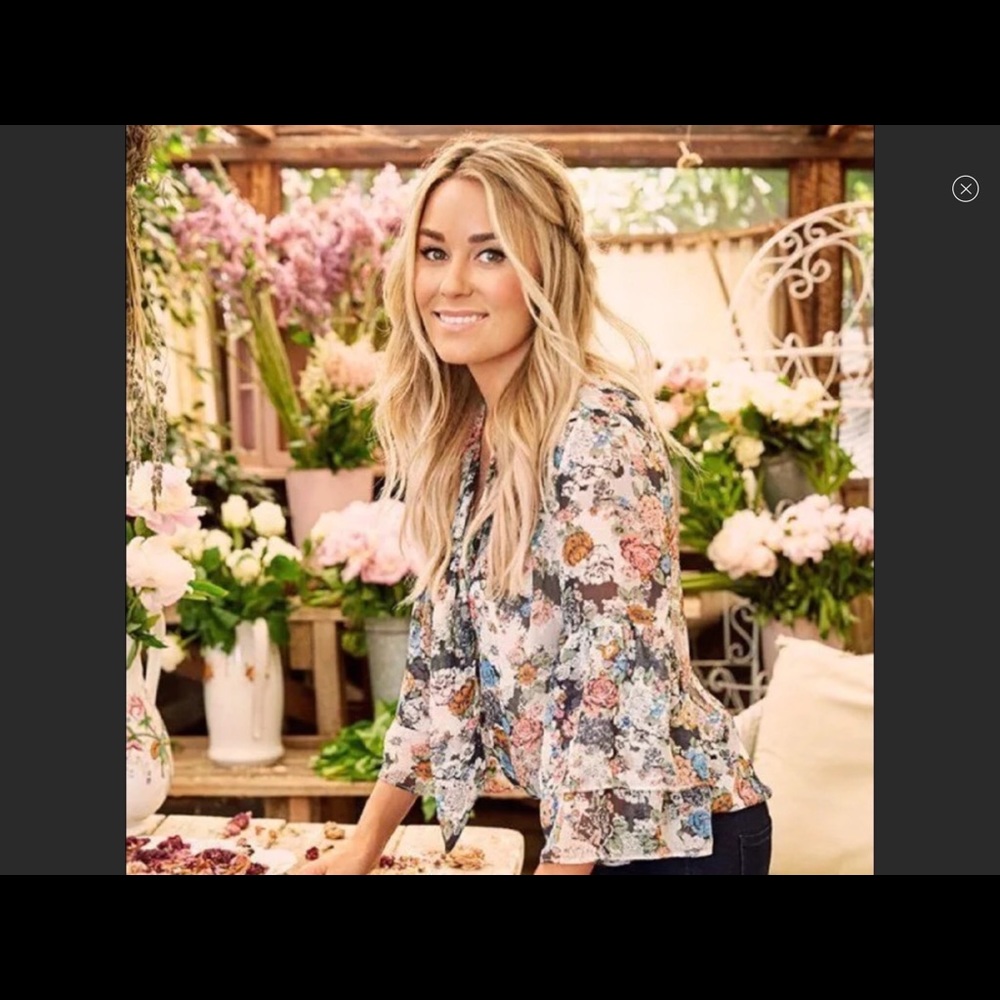 🌷 LC Lauren Conrad Floral Sheer Bell Sleeve Top M